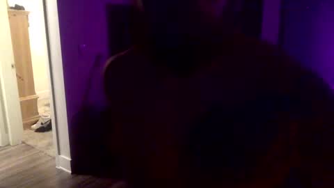 Snapshot of williamedwardthegeazy chatting on September 28, 8:52 am williamedward online show from September 28, 8:52 am