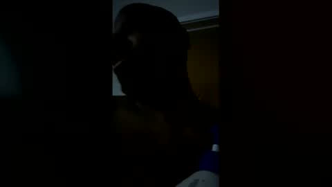 Snapshot of williams_88 chatting on February 27, 2:22 am Dave online show from February 27, 2:22 am