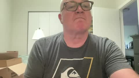 Snapshot of willieb777 chatting on August 2, 6:50 pm willieb777 online show from August 2, 6:50 pm