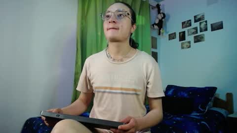 willmonkey online show from October 26, 2:39 am