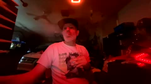 Snapshot of wills4pleasure chatting on March 23, 6:39 am wills4pleasure online show from March 23, 6:39 am