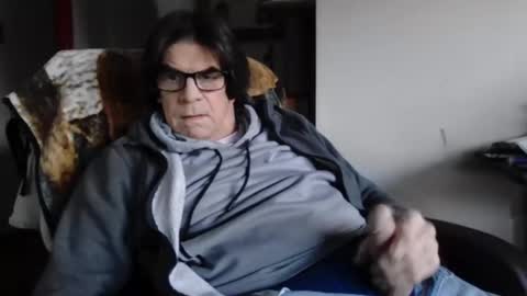 willtie26 online show from February 17, 9:30 pm