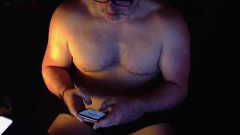 Snapshot of willwill2222 chatting on February 12, 12:27 am John online show from February 12, 12:27 am