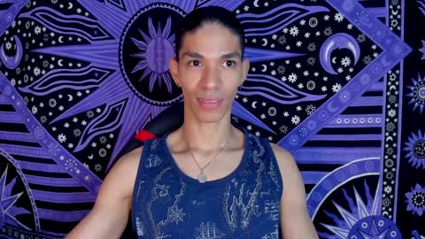 willy_veins online show from December 18, 6:32 am