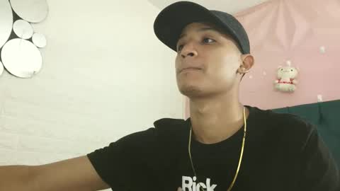 willytal2025 online show from December 22, 2:14 pm