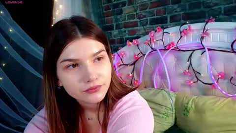 Snapshot of wilmajonson chatting on February 22, 6:57 am Vicki3 online show from February 22, 6:57 am