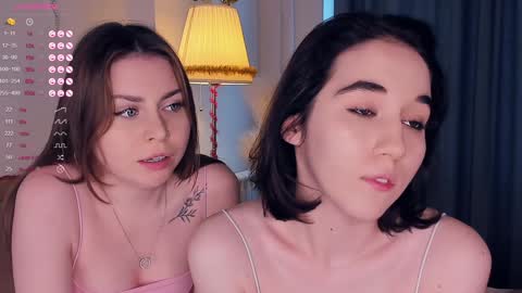 Snapshot of wine_on_lips chatting on December 23, 8:44 am Amalia and Mia online show from December 23, 8:44 am