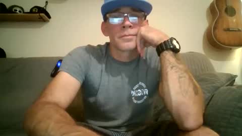 wingnutt765733 online show from December 3, 6:54 am