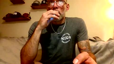 wingnutt765733 online show from February 16, 4:30 am