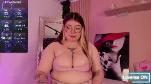 Winnie online show from July 4, 3:13 am