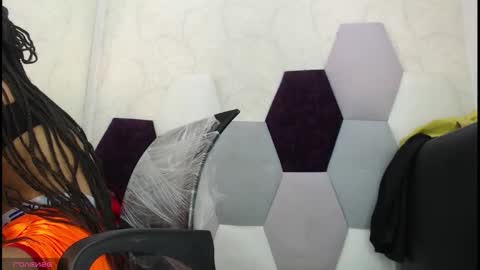 WinnyBarness online show from December 5, 2:53 am