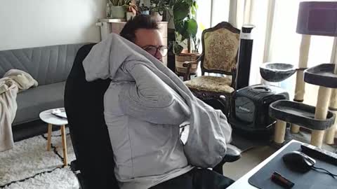 cream36 online show from November 11, 8:36 am