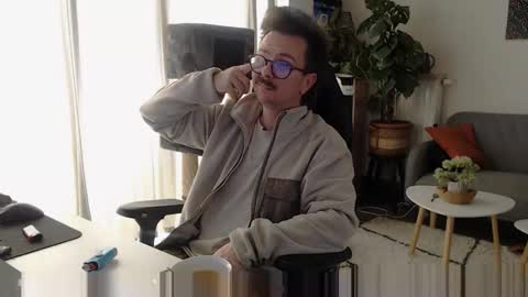 cream36 online show from April 13, 8:53 am