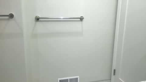 Snapshot of winsome_naked_gentleman chatting on January 4, 10:45 pm WInsome online show from January 4, 10:45 pm