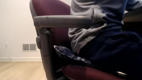 Snapshot of winsome_naked_gentleman chatting on January 20, 9:43 pm WInsome online show from January 20, 9:43 pm