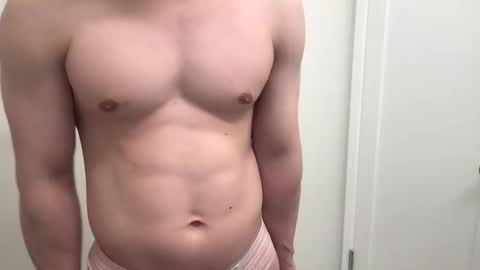 Snapshot of winsome_naked_gentleman chatting on February 22, 2:17 am WInsome online show from February 22, 2:17 am