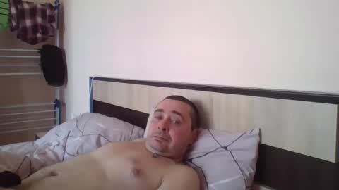 winston1982q online show from April 12, 8:41 am