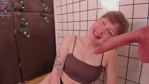 Sophie weight 50kg height 160 online show from April 15, 8:21 am