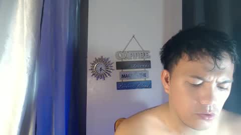 Snapshot of winwintot chatting on September 15, 7:52 am Erwin and Michael online show from September 15, 7:52 am