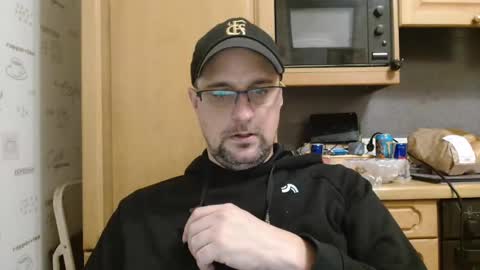 Snapshot of wirzwei8883 chatting on December 24, 5:23 pm Dirty online show from December 24, 5:23 pm