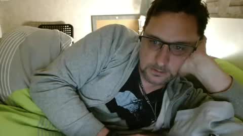 Snapshot of wirzwei8883 chatting on March 4, 5:56 pm Dirty online show from March 4, 5:56 pm