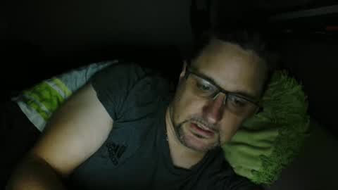 Snapshot of wirzwei8883 chatting on October 1, 7:31 pm Dirty online show from October 1, 7:31 pm