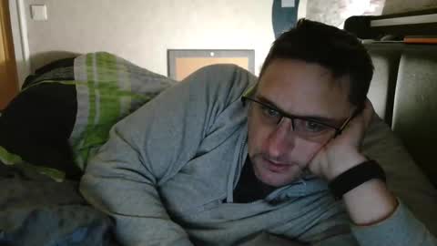 Snapshot of wirzwei8883 chatting on November 3, 9:48 pm Dirty online show from November 3, 9:48 pm