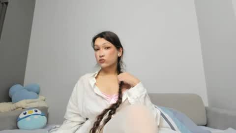 Snapshot of wiseenoughlamb chatting on June 28, 8:37 pm Asylai but you can call me Aila online show from June 28, 8:37 pm