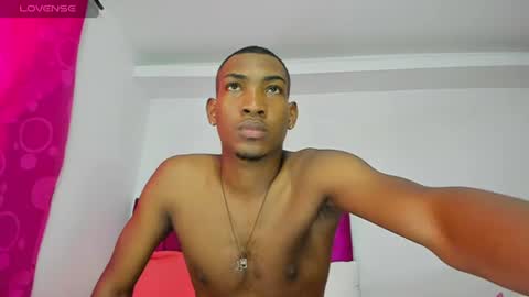 Snapshot of wiston_black chatting on August 2, 5:44 pm wiston_black online show from August 2, 5:44 pm