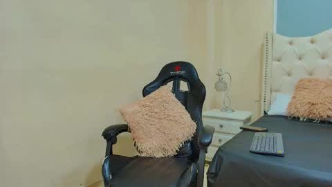 Wiston online show from March 10, 2:22 pm