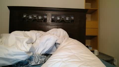 Annie online show from December 4, 8:45 am