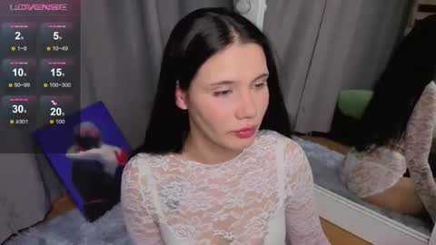 Eva  online show from June 10, 8:52 pm