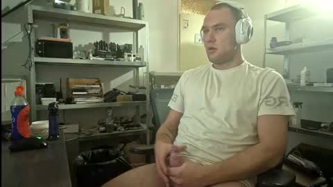 wnhz27 online show from October 26, 6:08 am