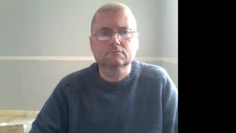 Snapshot of wobble444 chatting on December 9, 10:54 am wobble444 online show from December 9, 10:54 am