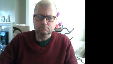 Snapshot of wobble444 chatting on January 29, 9:12 am wobble444 online show from January 29, 9:12 am