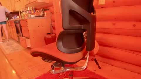 Snapshot of wobbleon chatting on January 8, 10:16 pm Gobbleon online show from January 8, 10:16 pm