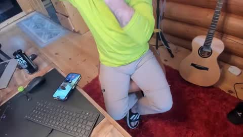 Snapshot of wobbleon chatting on January 10, 8:04 pm Gobbleon online show from January 10, 8:04 pm