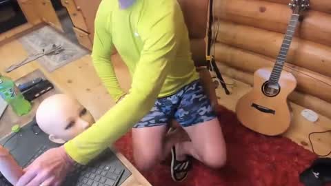 Snapshot of wobbleon chatting on January 10, 11:08 pm Gobbleon online show from January 10, 11:08 pm