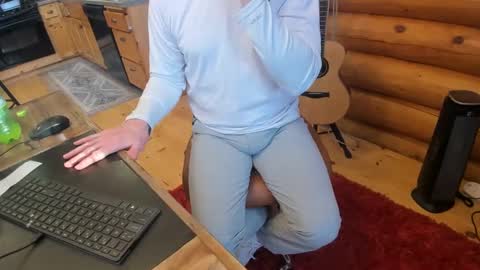 Snapshot of wobbleon chatting on January 15, 10:13 pm Gobbleon online show from January 15, 10:13 pm