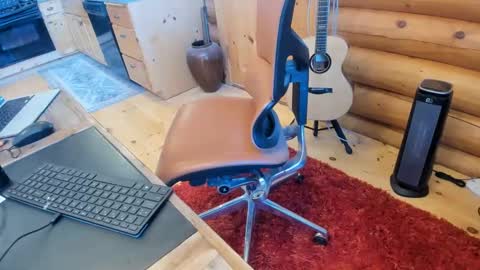 Snapshot of wobbleon chatting on January 18, 4:10 pm Gobbleon online show from January 18, 4:10 pm