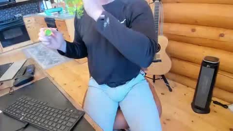 Snapshot of wobbleon chatting on January 18, 7:15 pm Gobbleon online show from January 18, 7:15 pm