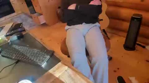 Snapshot of wobbleon chatting on January 18, 10:17 pm Gobbleon online show from January 18, 10:17 pm