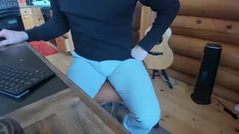 Snapshot of wobbleon chatting on January 22, 8:59 pm Gobbleon online show from January 22, 8:59 pm