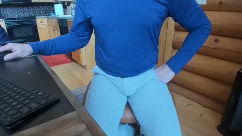 Snapshot of wobbleon chatting on February 3, 6:07 pm Gobbleon online show from February 3, 6:07 pm