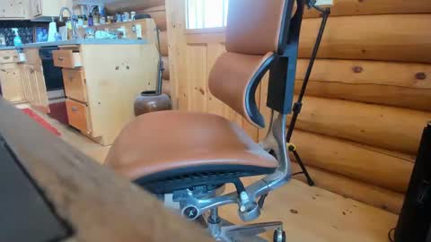 Snapshot of wobbleon chatting on February 8, 8:42 pm Gobbleon online show from February 8, 8:42 pm