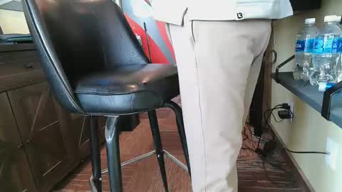 Snapshot of wobbleon chatting on March 10, 5:18 pm Gobbleon online show from March 10, 5:18 pm