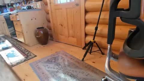 Snapshot of wobbleon chatting on March 12, 10:28 pm Gobbleon online show from March 12, 10:28 pm