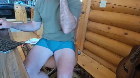 Snapshot of wobbleon chatting on October 3, 6:27 pm Gobbleon online show from October 3, 6:27 pm