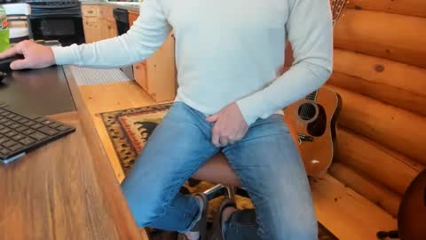 Snapshot of wobbleon chatting on October 8, 6:16 pm Gobbleon online show from October 8, 6:16 pm