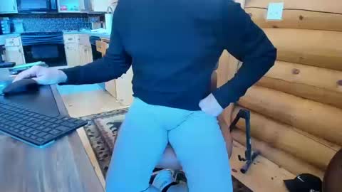 Snapshot of wobbleon chatting on October 19, 6:19 pm Gobbleon online show from October 19, 6:19 pm